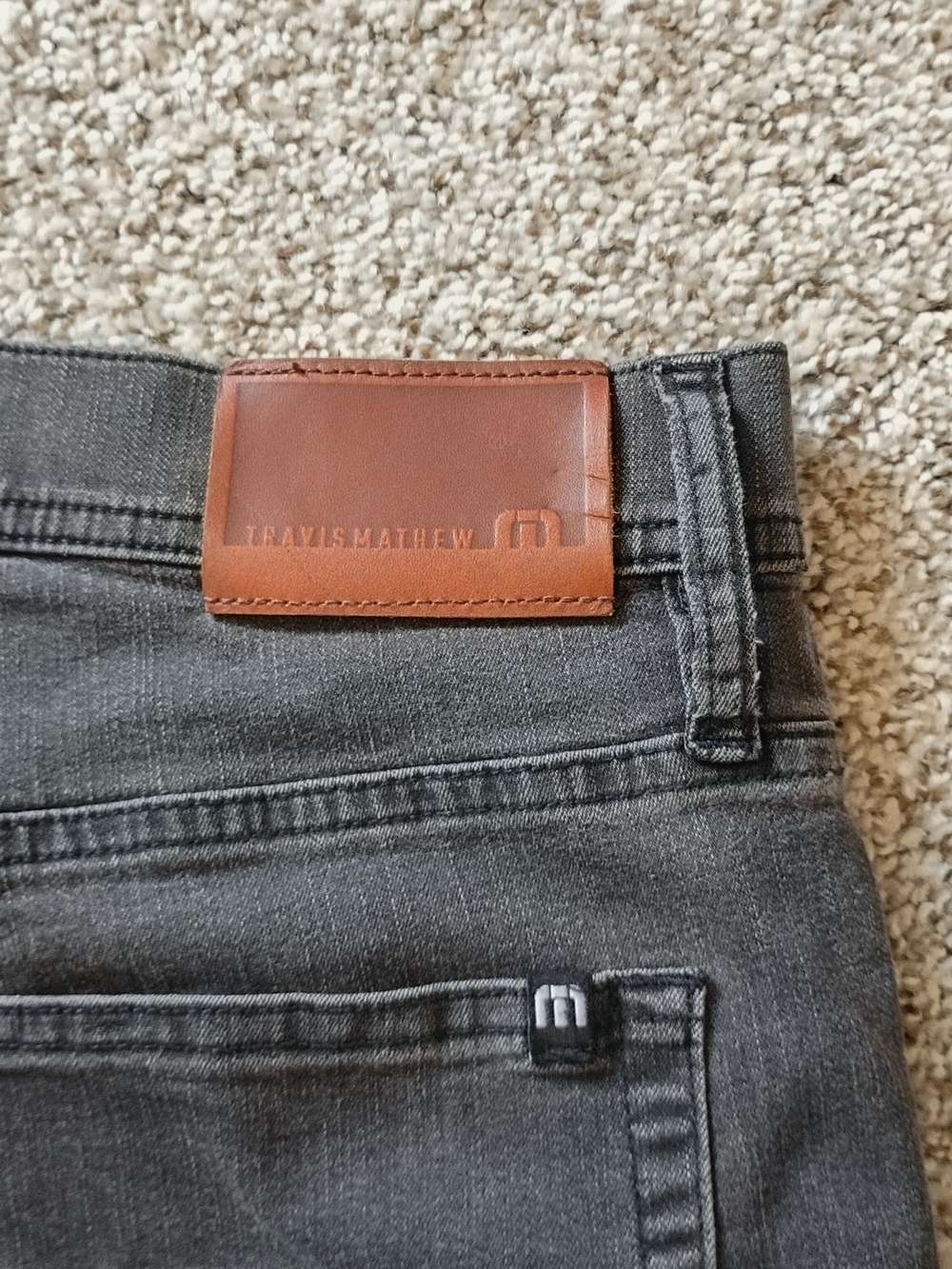 Travis Mathew Men's Charcoal Grey Washed Jeans Straig Leg 32x30 - Picture 5 of 13